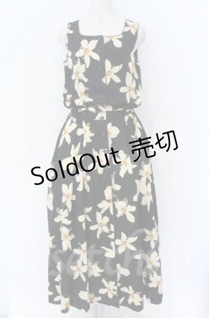 画像: INGEBORG / くちなし柄ワンピース  クロ O-25-11-24-008-LO-OP-OW-OS