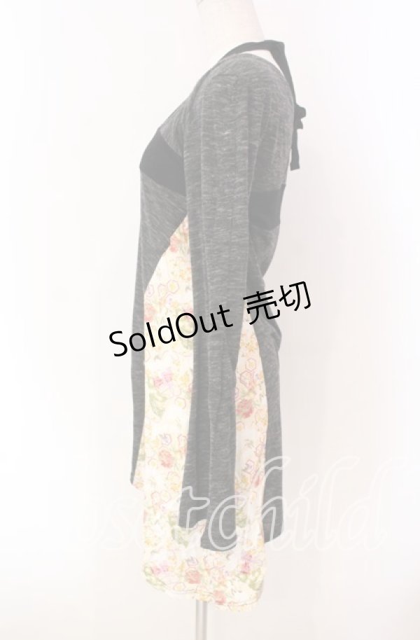 画像4: gouk / 和柄切り替えホルターネックカットソー  ブラック O-25-11-27-033-GO-TO-IG-OS (4)
