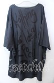 画像2: NieR Clothing / フェイスプリントオーバーサイズカットソー  ブラック O-25-11-28-005-PU-TO-IG-OS (2)