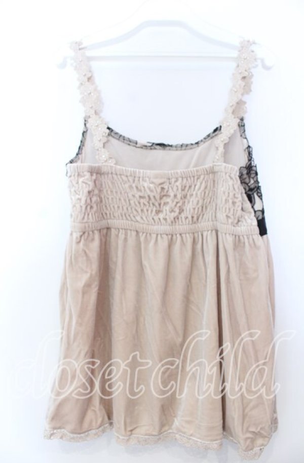 画像2: axes femme / フラワーレースベロアキャミソール  ベージュ×クロ O-25-11-28-009-AX-TO-IG-OS (2)