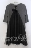 画像2: 【SALE】jouetie / 十字架プリントカットワンピース  グレー O-25-11-28-036-EL-TO-IG-ZT476 (2)