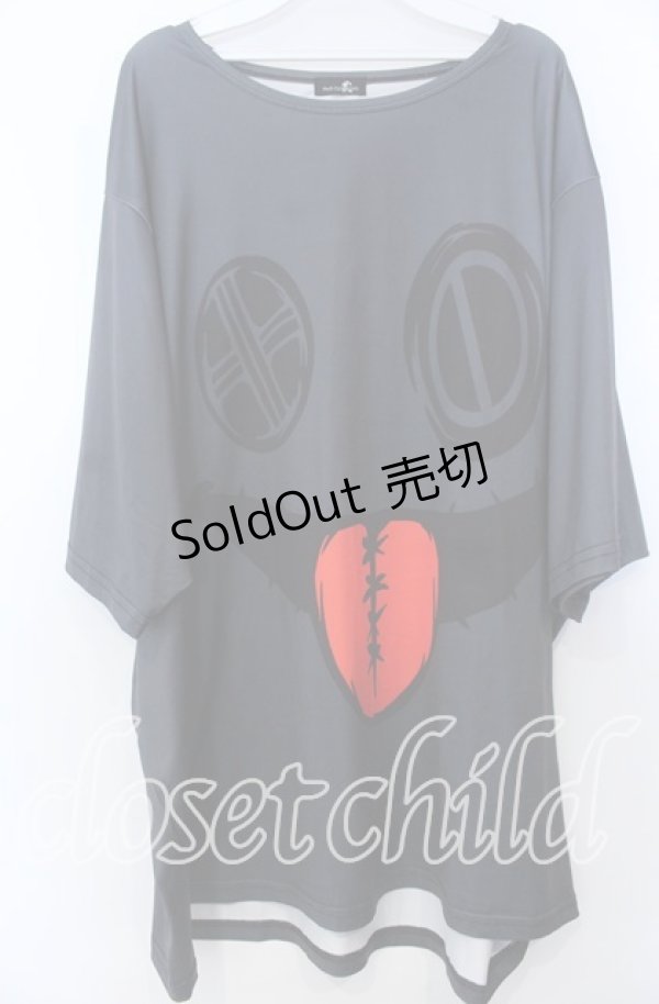 画像1: NieR Clothing / フェイスプリントオーバーサイズカットソー  ブラック O-25-11-28-005-PU-TO-IG-OS (1)