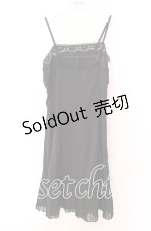 画像: axes femme / プリーツシフォンインナーキャミワンピース Ｍ クロ O-25-11-29-045-AX-OP-IG-OS