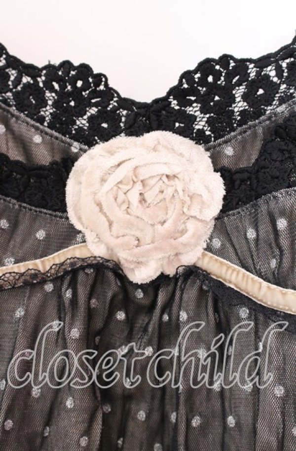 画像2: axes femme / ベロア薔薇モチーフキャミソール  クロ×ベージュ O-25-11-29-065-AX-TO-IG-OS (2)