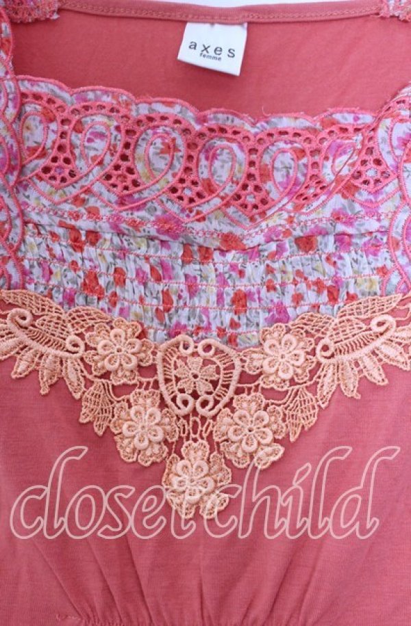 画像2: axes femme / 花柄切り替え刺繍タンクトップ  オレンジ O-25-11-29-069-AX-TO-IG-OS (2)