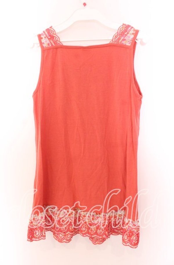 画像3: axes femme / 花柄切り替え刺繍タンクトップ  オレンジ O-25-11-29-069-AX-TO-IG-OS (3)