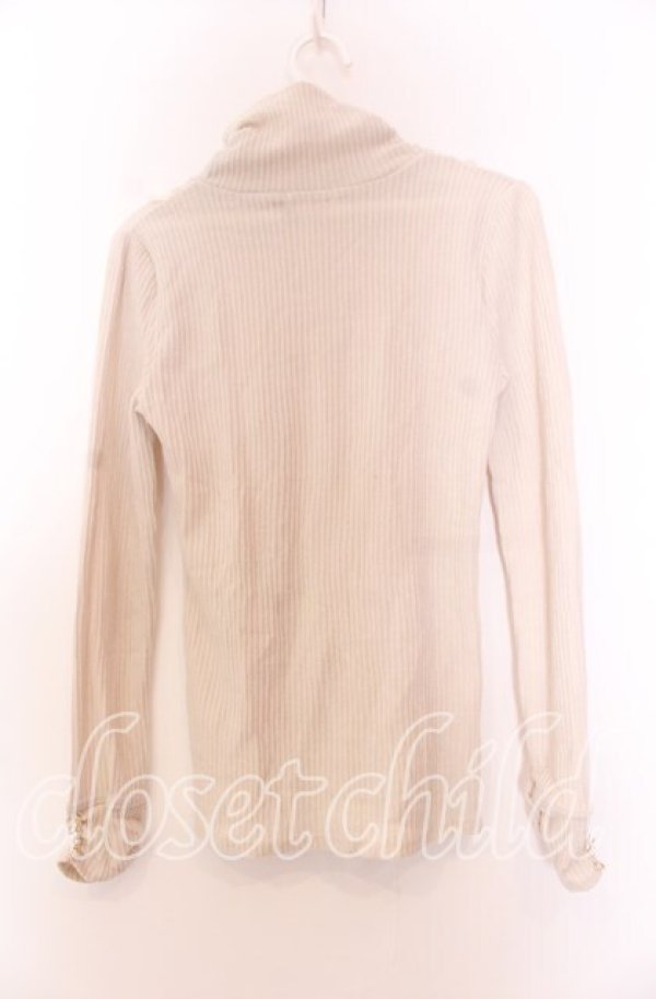 画像4: axes femme / ネックレス付きタートルニット  アイボリー O-25-11-29-084-AX-TO-IG-OS (4)