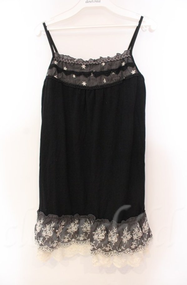 画像1: axes femme / 刺繍ロングキャミソール M クロ O-25-11-30-032-AX-TO-OW-OS (1)