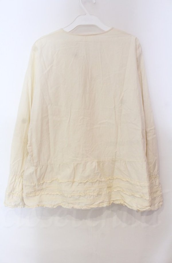 画像3: KANEKO ISAO / ノーカラータックブラウス【お直しあり】  アイボリー O-25-11-30-011-EL-BL-IG-OS (3)