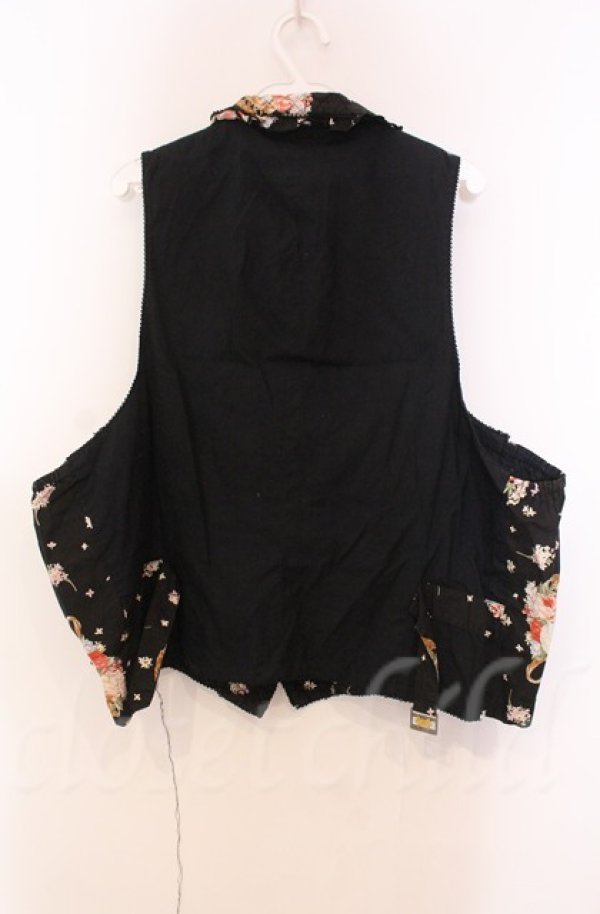 画像3: PINK HOUSE / バスケットブーケキルトベスト【お直しあり】  クロ O-25-11-30-017-LO-TO-IG-OS (3)