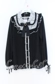 画像1: Rojita / ハートブローチ付きレース切り替えブラウス  クロ×シロ O-25-12-02-1074-LO-BL-IG-OS (1)