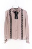 画像1: Rojita / スタンドカラーリボンブローチ付ブラウス  ピンク O-25-12-02-1009-LO-BL-IG-OS (1)