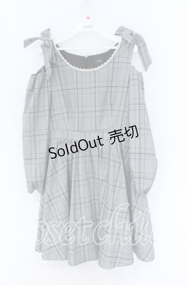 画像1: evelyn / チェック柄オフショルワンピース  グレー O-25-12-02-1032-LO-OP-IG-OS (1)