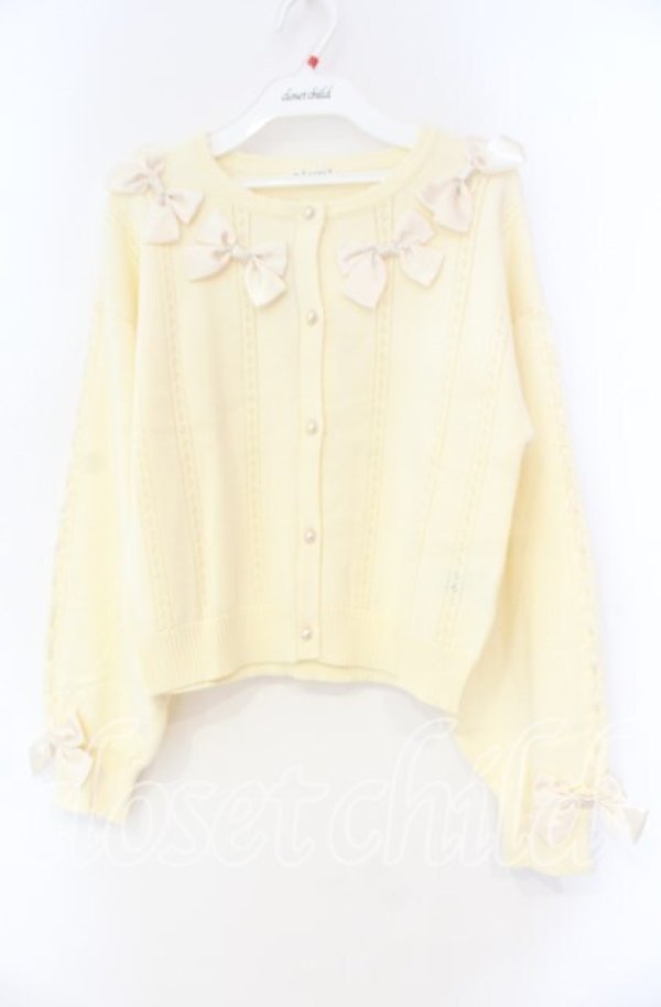 画像1: axes femme / サテンリボンニットカーディガン F キナリ O-25-12-04-041-AX-TO-OW-OS (1)