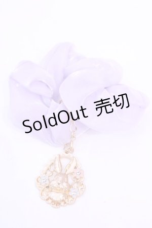 画像: axes femme / うさぎチャームシュシュ  ラベンダー O-25-12-04-1060-AX-ZA-OW-ZT168F004