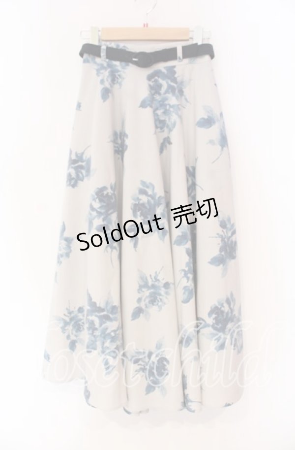 画像1: an another angelus / ベルト付きアートローズ柄フレアースカート【洗える】 F ブルー O-25-12-04-017-CA-SK-OW-OS (1)