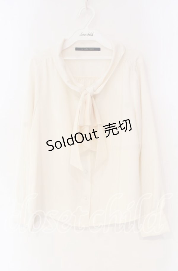 画像1: an another angelus / ラッフルボウタイブラウス F アイボリー O-25-12-04-021-CA-BL-OW-OS (1)