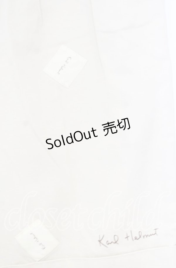 画像2: Karl Helmut / デニムパッチショートパンツ  アイボリー O-25-12-05-037-EL-PA-IG-OS (2)