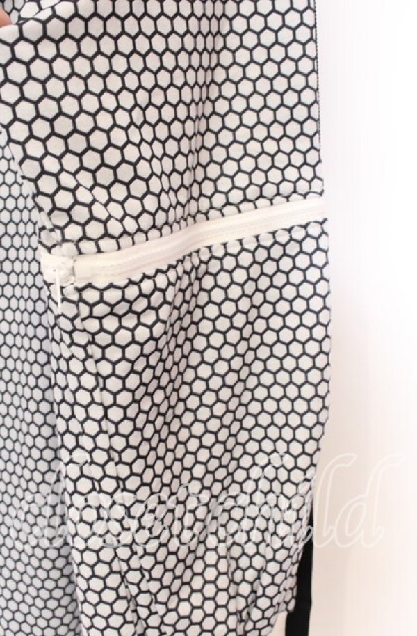 画像5: NieR CLOTHING / 袖切り離し可能ハニカム2WWAYパーカー F ホワイト O-25-12-05-049-PU-TO-YM-ZT040 (5)