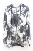 画像1: NieR CLOTHING / モノトーン総柄パーカー  ホワイトｘグレー O-25-12-05-054-PU-TO-YM-ZT040 (1)