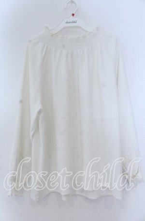 画像: axes femme / シャーリングスタンドブラウス F シロ O-25-12-05-1028-AX-BL-OW-OS