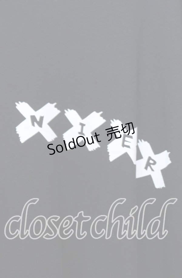 画像2: NieR CLOTHING / XXXプリントBIGカットソー F ブラック O-25-12-05-061-PU-TS-YM-ZT1211F (2)