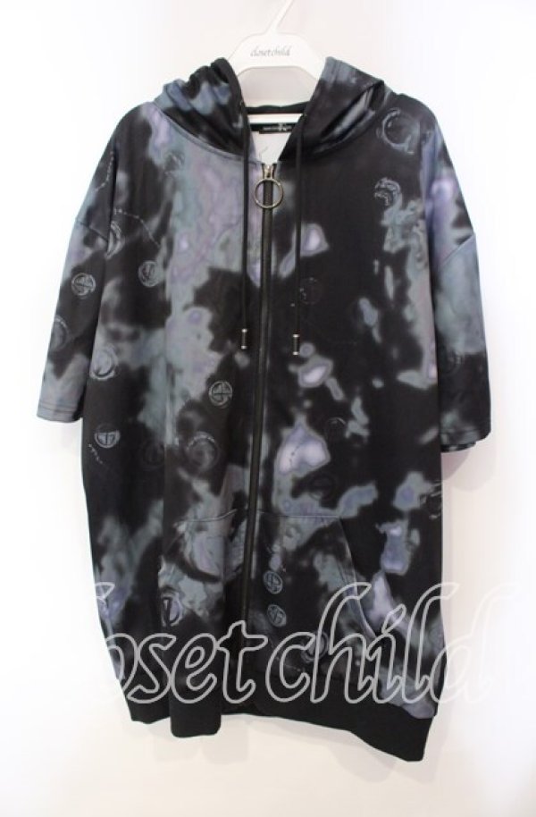 画像1: NieR CLOTHING / 転写pt半袖ZIPパーカー F ブラック O-25-12-06-035-PU-TO-OW-ZT064 (1)