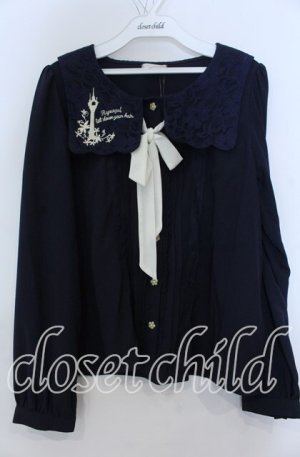 画像: axes femme POETIQUE / Disneyラプンツェル/スカラップ襟刺繍ブラウス Ｍ ネイビー O-25-12-07-051-AX-BL-IG-OS