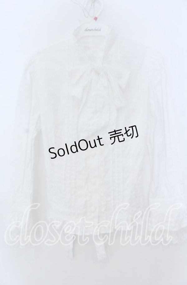 画像1: Innocent World / 大きなリボンのスタンドカラーブラウス  シロ O-25-12-07-053-IW-BL-OW-OS (1)