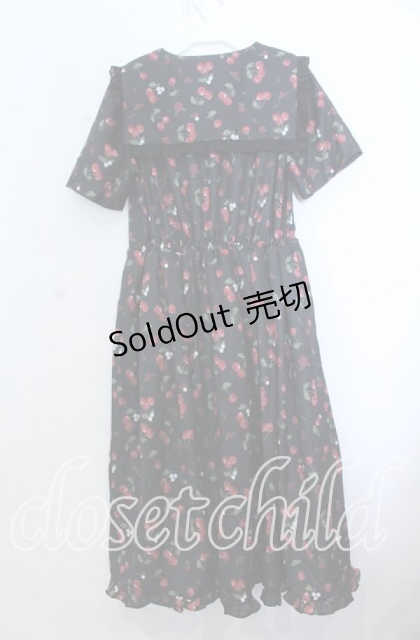 画像2: axes femme / チェリーローズ柄セーラーワンピース Ｍ クロ O-25-12-07-040-AX-OP-IG-ZT011 (2)