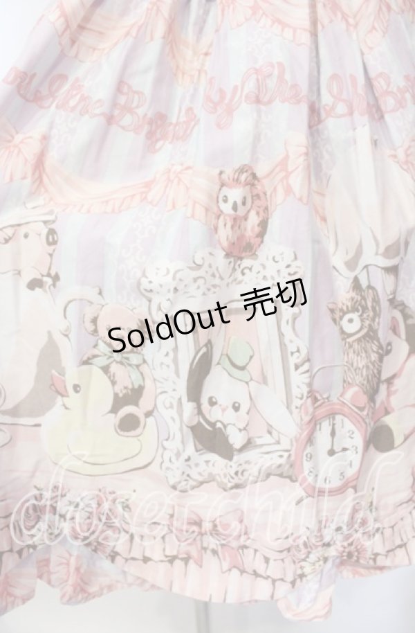 画像3: BABY,THE STARS SHINE BRIGHT / もしもしうさぎちゃんの夢見る小部屋柄ジャンパースカート  ラベンダー×サックス×ピンク O-25-12-08-006-BA-OP-IG-OS (3)