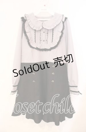 画像: DearMyLovewhip / ヨークフリルハートビジューリボンフレアワンピース 4L グレー O-25-12-09-008-LO-OP-OW-OS