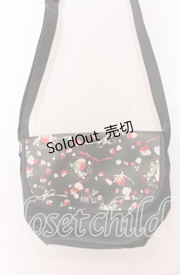 画像1: PINK HOUSE / メリーストロベリー柄ショルダーバッグ  クロ O-25-12-10-075-LO-BG-OW-OS (1)