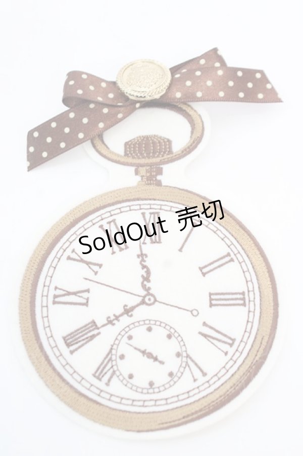 画像1: ALICE and the PIRATES / 時計うさぎのワッペンブローチ  ブラウン O-25-12-11-1062-PA-AC-OW-OS (1)