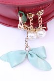 画像2: Maison de FLEUR / いちごパールショルダーバッグ  アカ O-25-12-11-1022-LO-BG-OW-OS (2)
