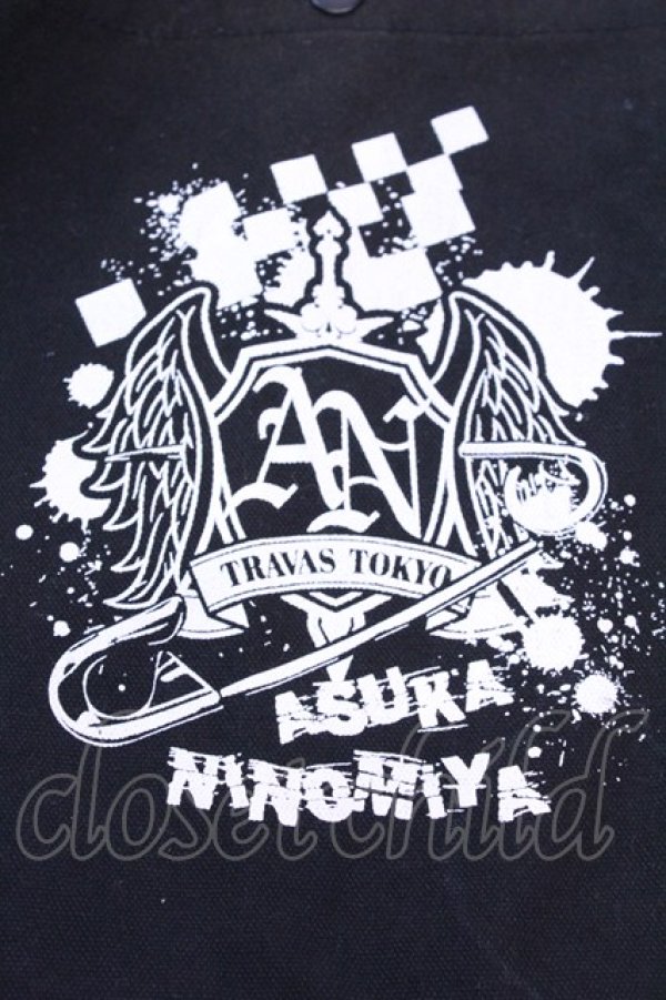 画像2: TRAVAS TOKYO / 【アイドルマスター シンデレラガールズ 二宮飛鳥×TRAVAS TOKYO】サコッシュ  ブラック O-25-12-11-1024-PU-BG-OW-ZT170 (2)