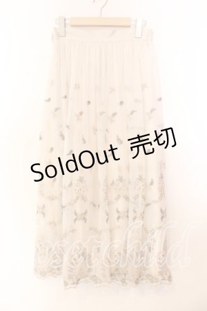 画像: axes femme / チュールカラー刺繍スカート  アイボリー O-25-12-13-064-AX-SK-IG-ZT522