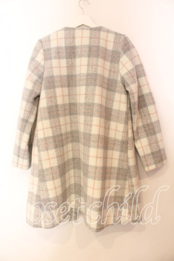 画像2: axes femme / ビジュー付きコーディガン  シロ×グレー O-25-12-13-070-AX-CO-IG-ZT-C044 (2)