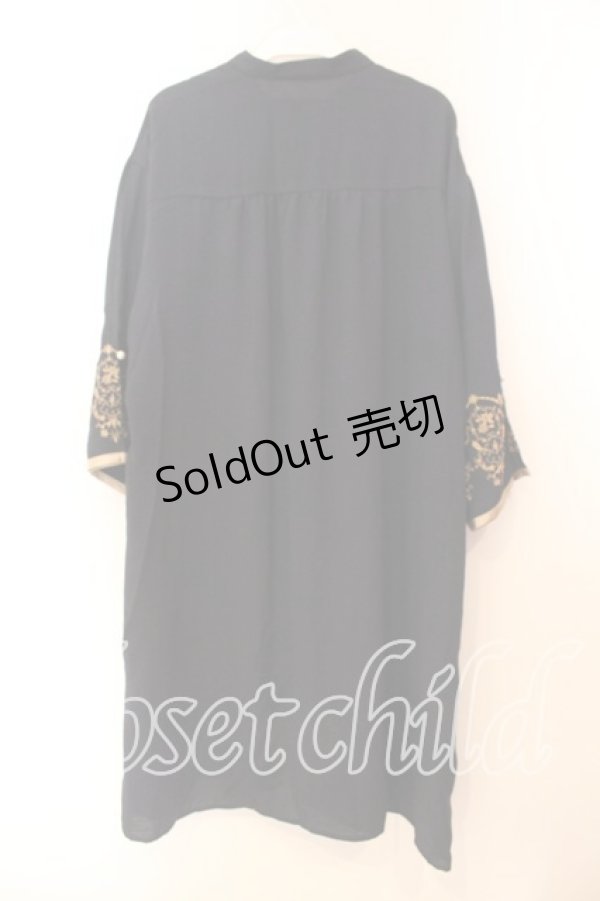 画像3: axes femme / 袖刺繍Aラインシャツワンピース  ネイビー O-25-12-13-071-AX-OP-IG-ZT0105V (3)