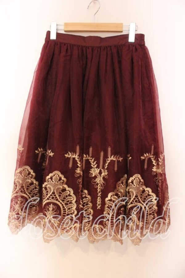 画像1: axes femme / 刺繍ロングスカート  ワイン O-25-12-13-076-AX-SK-IG-ZT522 (1)