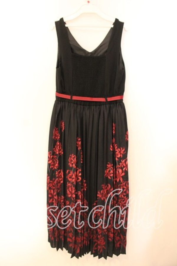 画像3: axes femme / 彼岸花柄プリーツジャンスカ  クロ×アカ O-25-12-13-086-AX-OP-IG-OS (3)