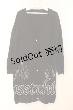 画像: axes femme / バラ刺繍ロングニットカーデ  クロ O-25-12-13-090-AX-TO-IG-OS