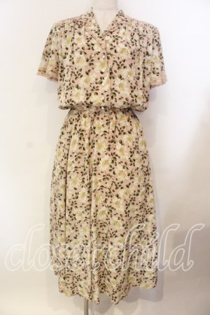 画像: INGEBORG / スモック刺繍花がらワンピース  ピンク O-25-12-13-019-LO-OP-IG-OS