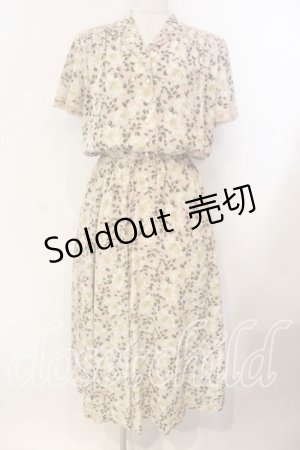 画像: INGEBORG / スモック刺繍花がらワンピース  ピンク O-25-12-13-019-LO-OP-IG-ZT523