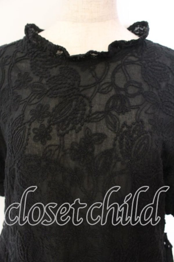 画像2: Jane Marple Dans Le Salon / Tulip lace tiered dress Ｍ クロ O-25-12-13-021-JM-OP-IG-OS (2)