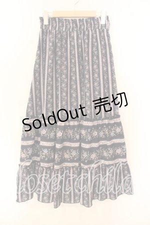 画像: axes femme / ストライプフラワー柄スカート  ネイビー O-25-12-15-011-AX-SK-IG-ZT512