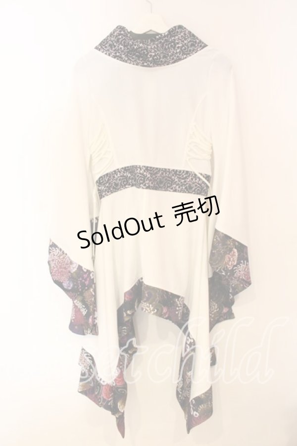 画像4: Qutie Frash / 抜き襟カーディガン  ホワイト×パープル O-25-12-15-084-QU-TO-OW-OS (4)