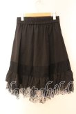 画像2: NieR Clothing / ヘムレースフレアスカート  ブラック O-25-12-16-035-PU-SK-IG-OS (2)