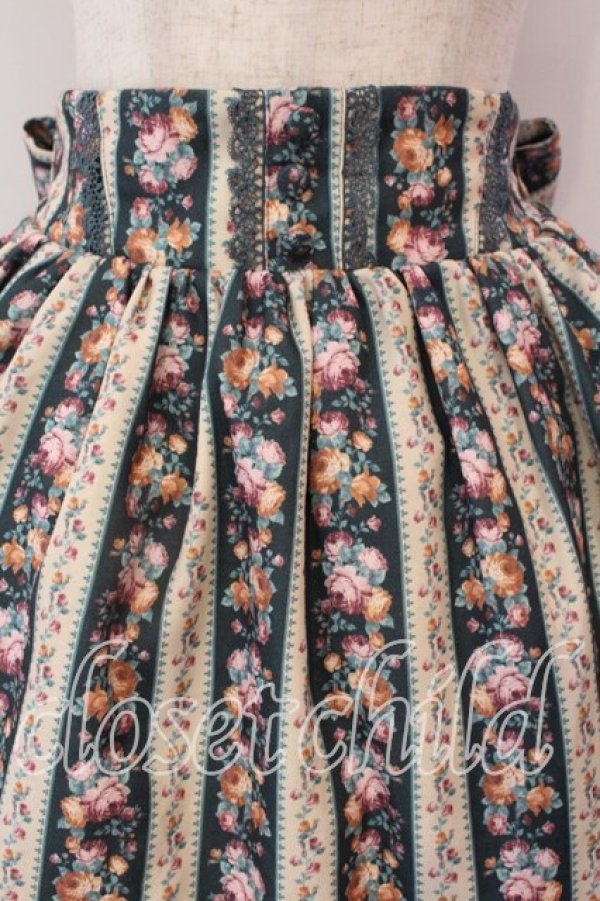 画像2: axes femme kawaii / ストライプローズ柄スカート  グリーン O-25-12-17-049-AX-SK-IG-OS (2)