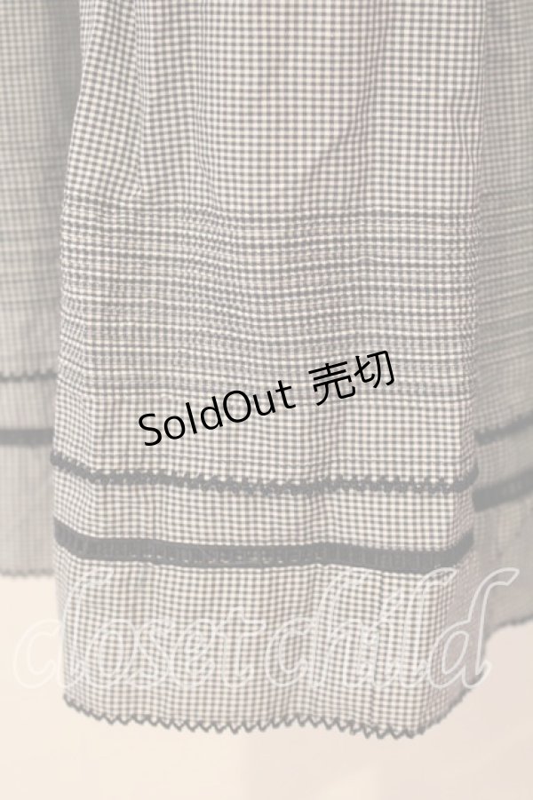 画像2: pa.se.ri. / 裾タックギンガムスカート  ネイビー O-25-12-17-017-LO-SK-IG-OS (2)